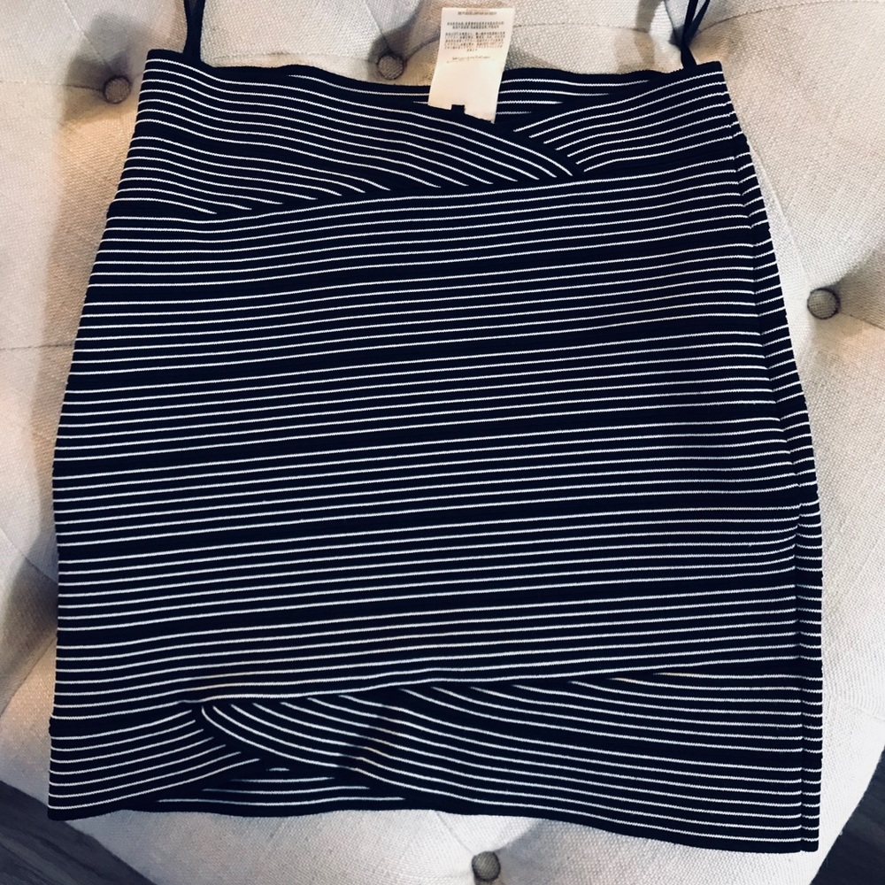 BCBG MaxAzria ⭐️ black & white bandage mini skirt